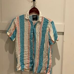 Hollister size medium button up men’s